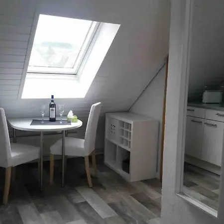 Apartman Helle 2-zimmerwohnung Am Stadtrand